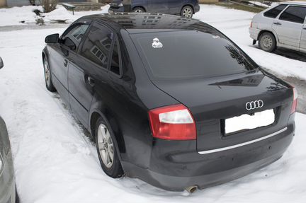 Audi A4 1.6 МТ, 2001, седан