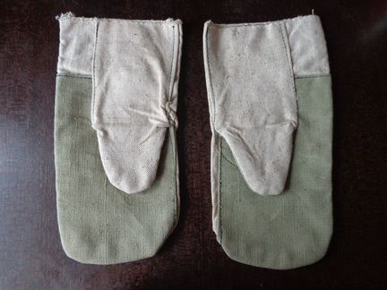 Продаю военные старости 60-70:Брезентовые рукавицы