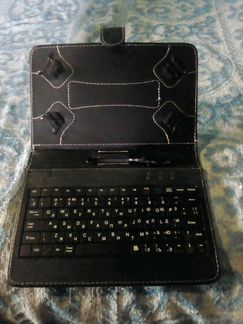 Чехол-клавиатура на планшет
