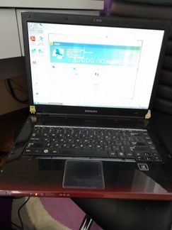 Ноутбук SAMSUNG R560