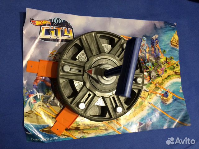 Трактор дорожная техника гараж Hot wheels