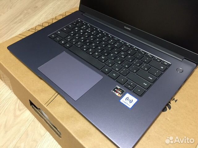 Huawei MateBook D15 Ryzen5/8Gb/512ssd