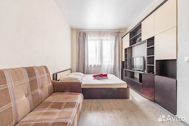 

1-к. квартира, 38 м², 5/15 эт.