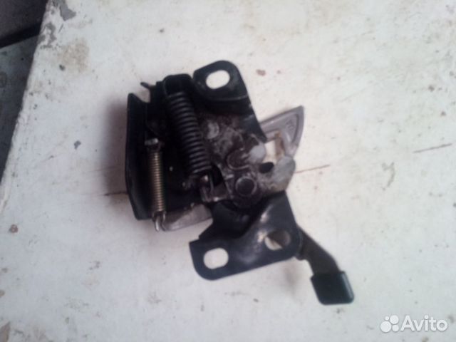 Замок.капота