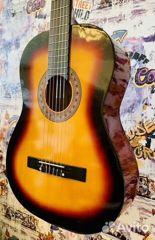 Гитара классическая + аксессуар