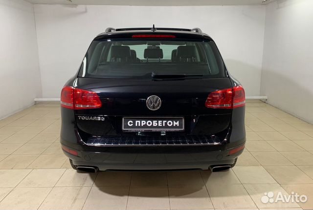 Volkswagen Touareg `2011