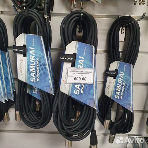 Микрофонный кабель Roxtone (XLR - XLR) 6m