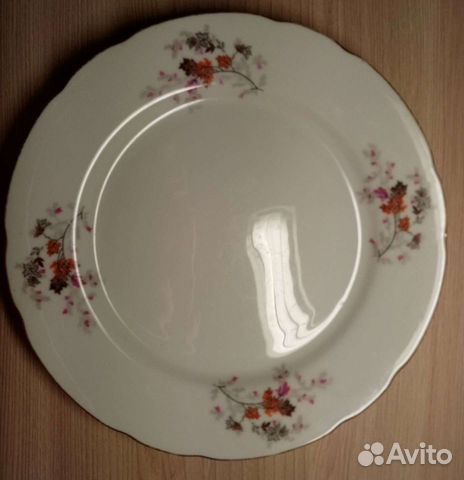 Тарелки японский фарфор