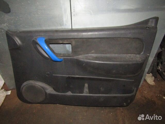 Обшивка двери передней правой Berlingo(first) (M59