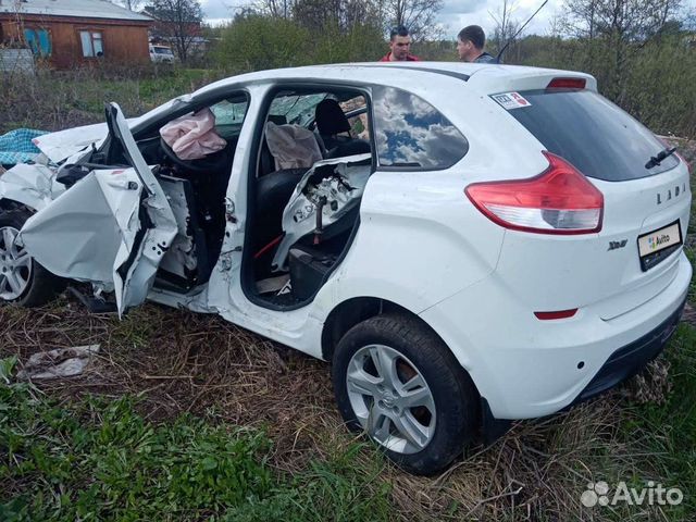 LADA XRAY 1.6 МТ, 2017, битый, 80 000 км