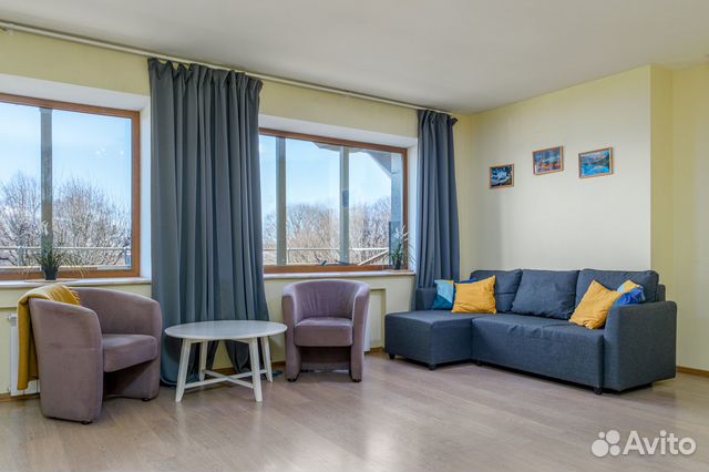 

2-к. квартира, 70 м², 2/7 эт.