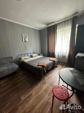 

2-к. квартира, 50 м², 1/3 эт.