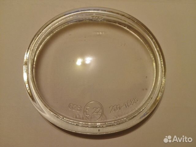 Стекло противотуманной фары Toyota Corolla 2006