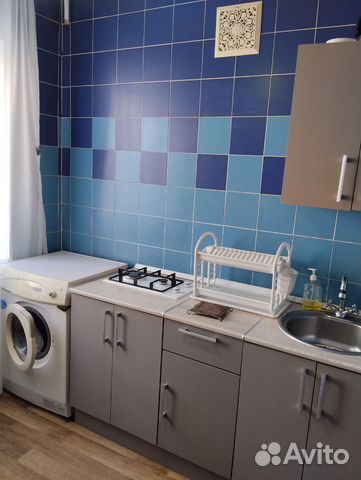 

3-к. квартира, 42 м², 1/4 эт.