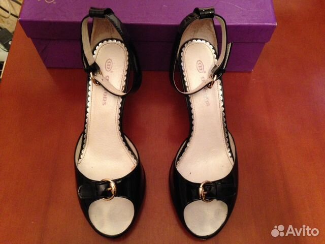 Туфли, босоножки с ремешком