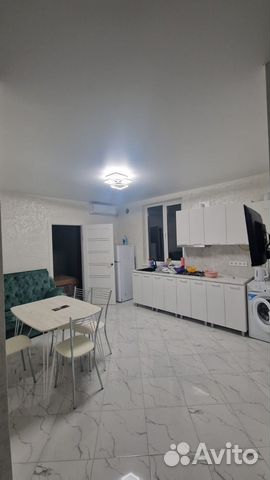 

1-к. квартира, 35 м², 1/2 эт.