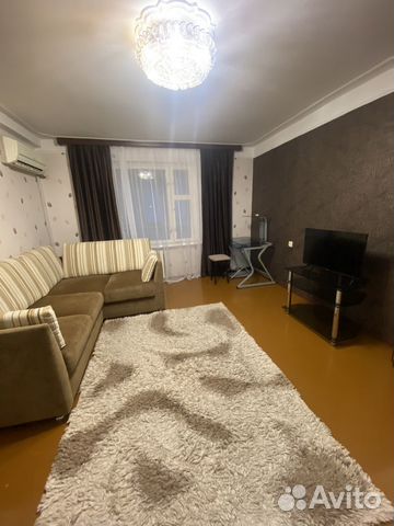 

3-к. квартира, 80 м², 3/6 эт.