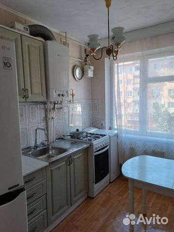 

3-к. квартира, 65 м², 3/5 эт.