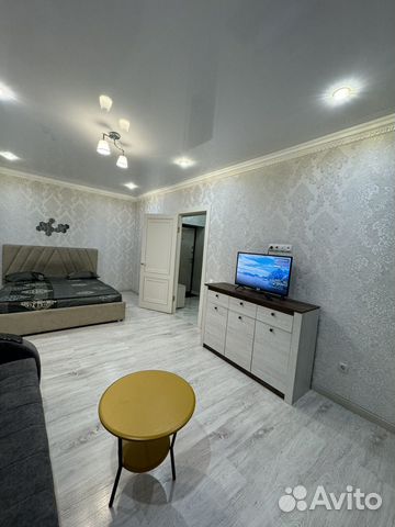 

1-к. квартира, 43 м², 3/5 эт.