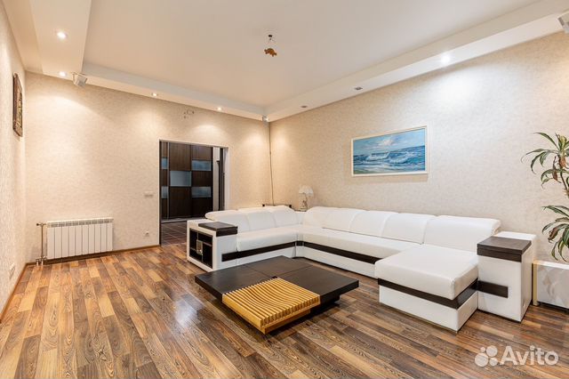 

3-к. квартира, 130 м², 14/16 эт.