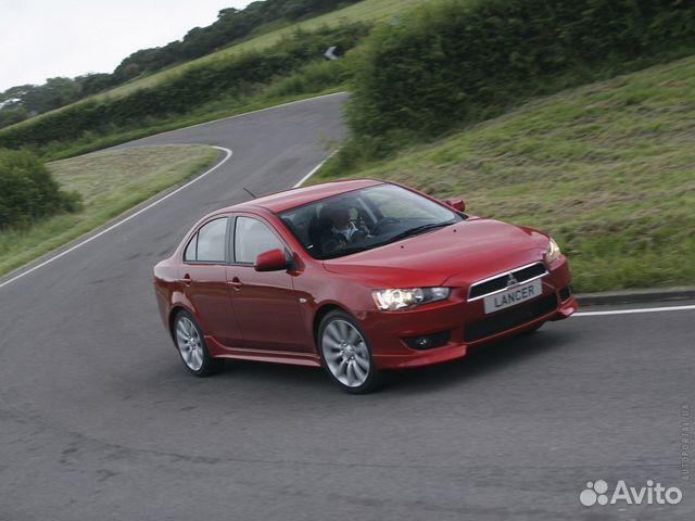 Лобовое, заднее стекло на а/м Mitsubishi Lancer X