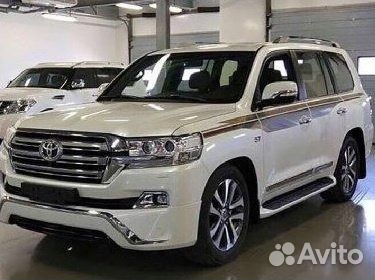 Обвес тюнинг Executive на Toyota Land Cruiser 200 Обвес тюнинг Executive на Toyota Land Cruiser 200