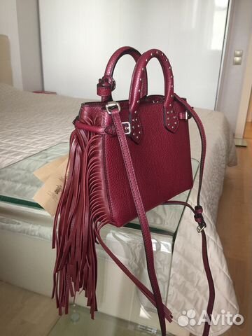 Новая сумка Burberry,капсульная коллекция Новая сумка Burberry,капсульная коллекция