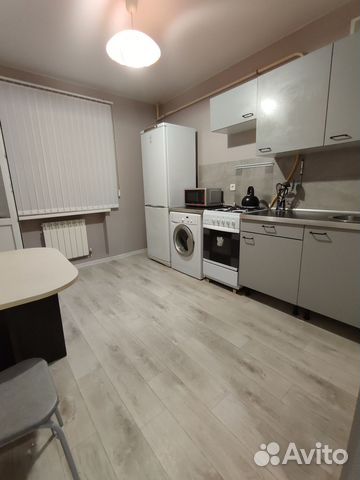 

1-к. квартира, 34 м², 1/3 эт.