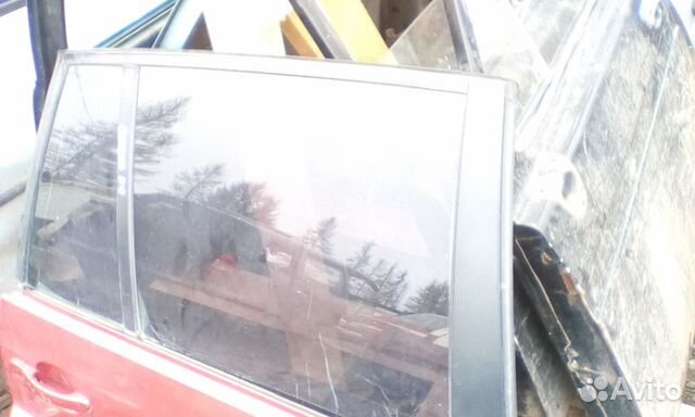 Стекло заднее правое Ford fusion Стекло заднее правое Ford fusion