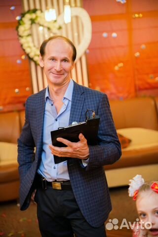 Ведущий, тамада. певец, ди джей Андрей Турушев