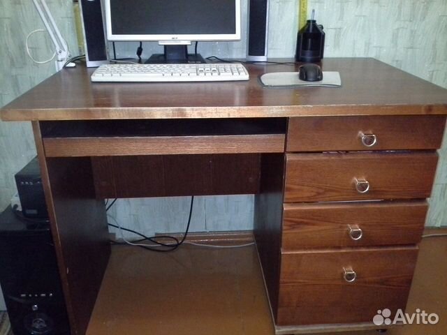 Стол письменный Стол письменный