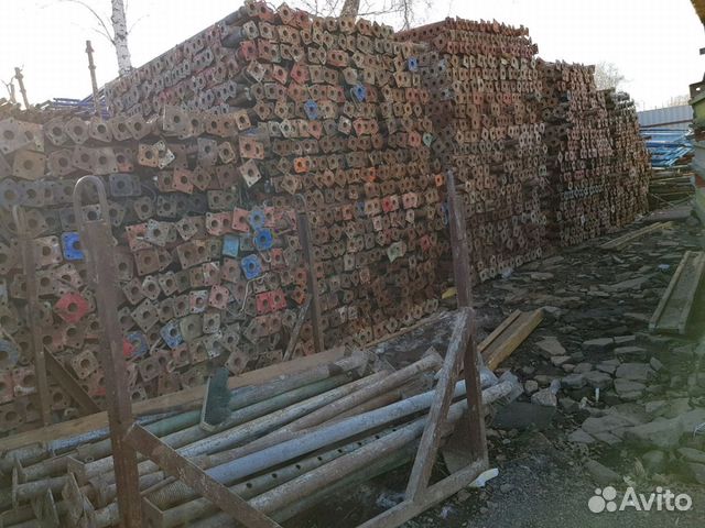 Стойки телескопические опалубки перекрытий