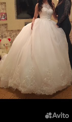 Свадебное платье