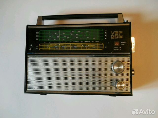 Радиоприёмник VEF 206 времён СССР