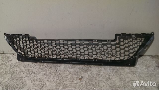 Решетка бампера Лада Ларгус (новая)