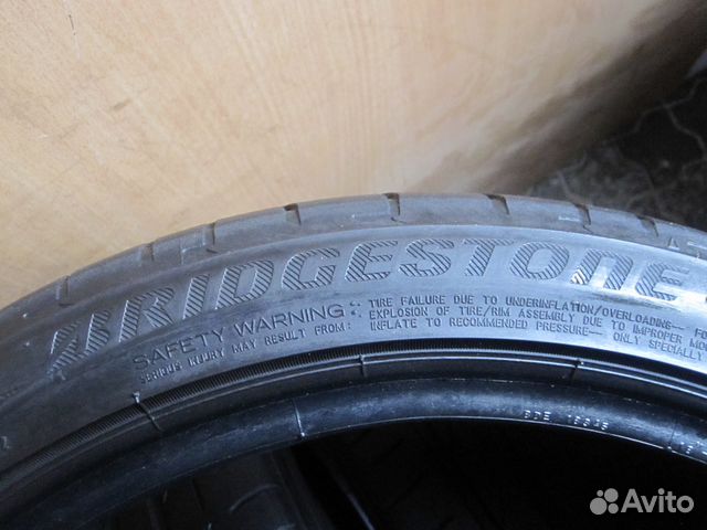 225 40 R18 Пара шин б/у Bridgestone 225/40/18