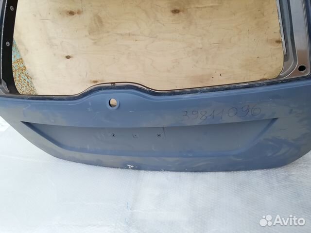 Крышка багажника Volvo XC 60 Крышка багажника Volvo XC 60