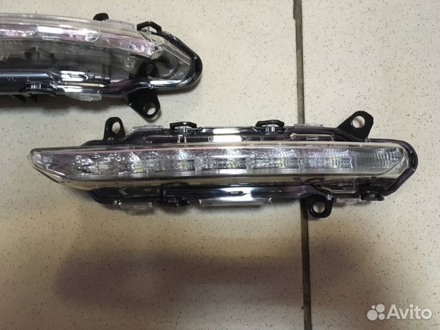 Ходовые огни правый и левый рест Mercedes W221 Ходовые огни правый и левый рест Mercedes W221