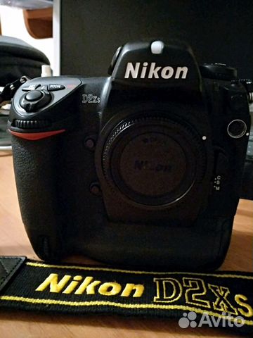 Nikon d2xs body