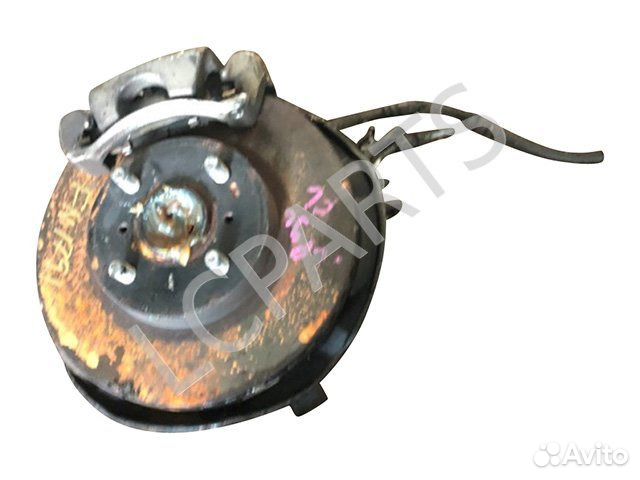 Кулак поворотный левый Toyota Yaris Ярис SCP90