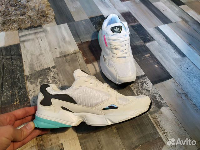 Adidas falcon Новые