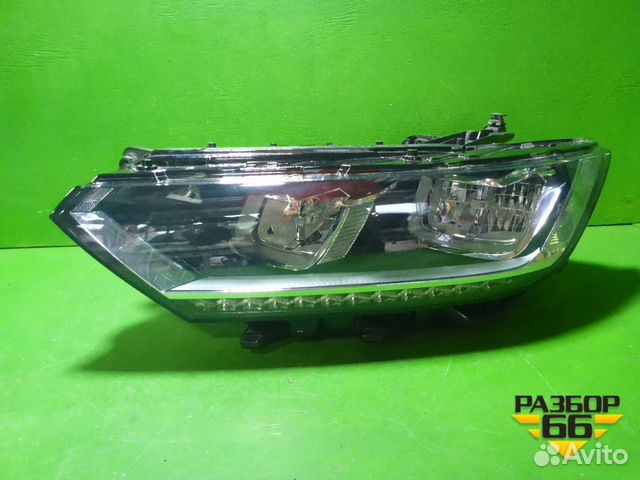 Фара левая Volkswagen Passat (B8) 2014г Фара левая Volkswagen Passat (B8) 2014г