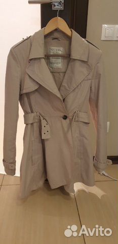 Тренч Guess в отличном состоянии Тренч Guess в отличном состоянии