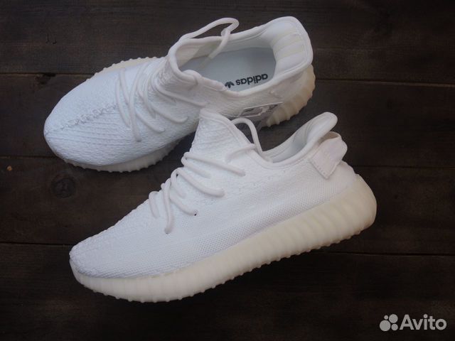 Кроссовки Adidas Yeezy Boost 350 V2 Cream White Кроссовки Adidas Yeezy Boost 350 V2 Cream White