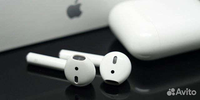 AirPods 2 правый наушник (R) новый AirPods 2 правый наушник (R) новый
