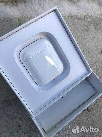 Наушник Airpods правый R и L и кейс