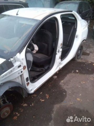 Renault Logan 2 автомобиль на запчасти Логан 2015