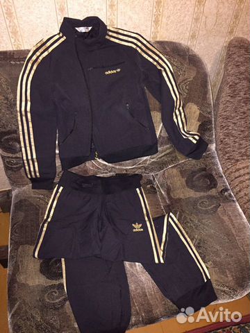 Спортивный костюм adidas Спортивный костюм adidas