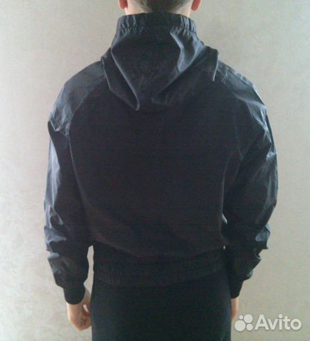 Куртка ветровка nike 140-150см Куртка ветровка nike 140-150см