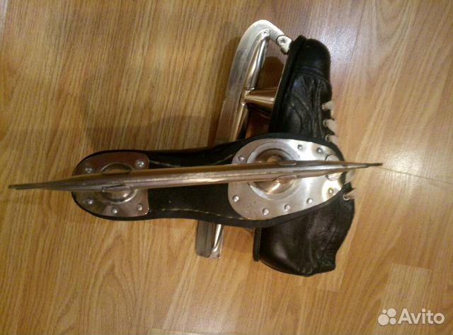 Коньки хоккейные Коньки хоккейные